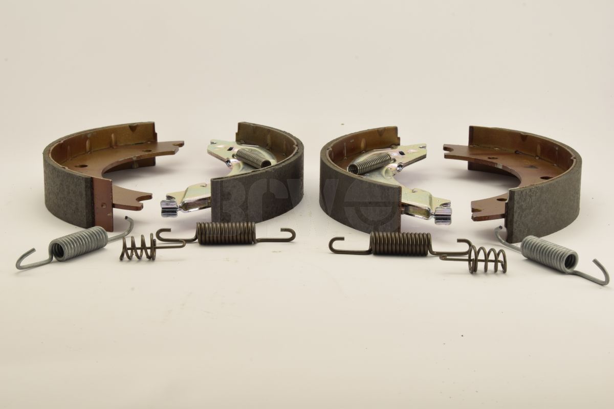 Remschoenen KNOTT 25 2025 BCW Aanhangwagens Webshop